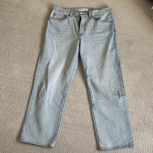 Denim forum  Wash loose fit Marlo jeans, sz 31